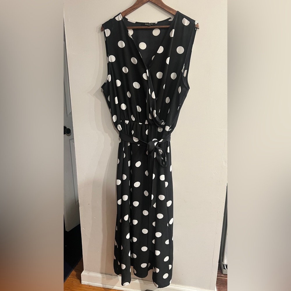 ELLEN WEAVER Black & White Polkadot Sleeveless Faux Wrap Tie Waist Maxi Dress
